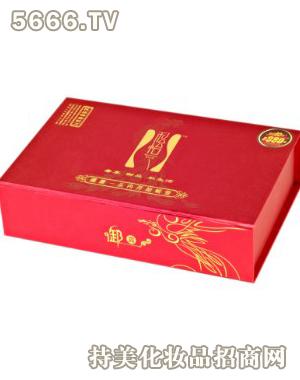 卓纳成道**加盟